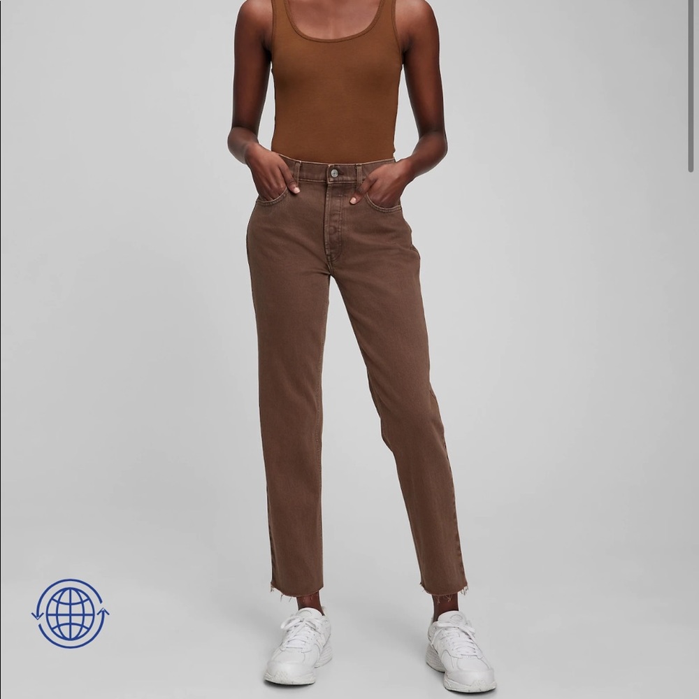 NWT GAP High Rise Cheeky Straight Jeans with Washwell